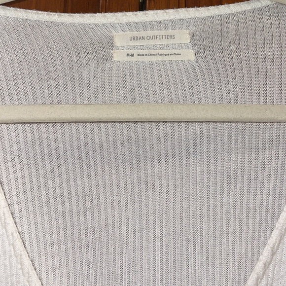 Urban Outfitters wrapped knit long sleeve cropped top - Picture 7 of 7